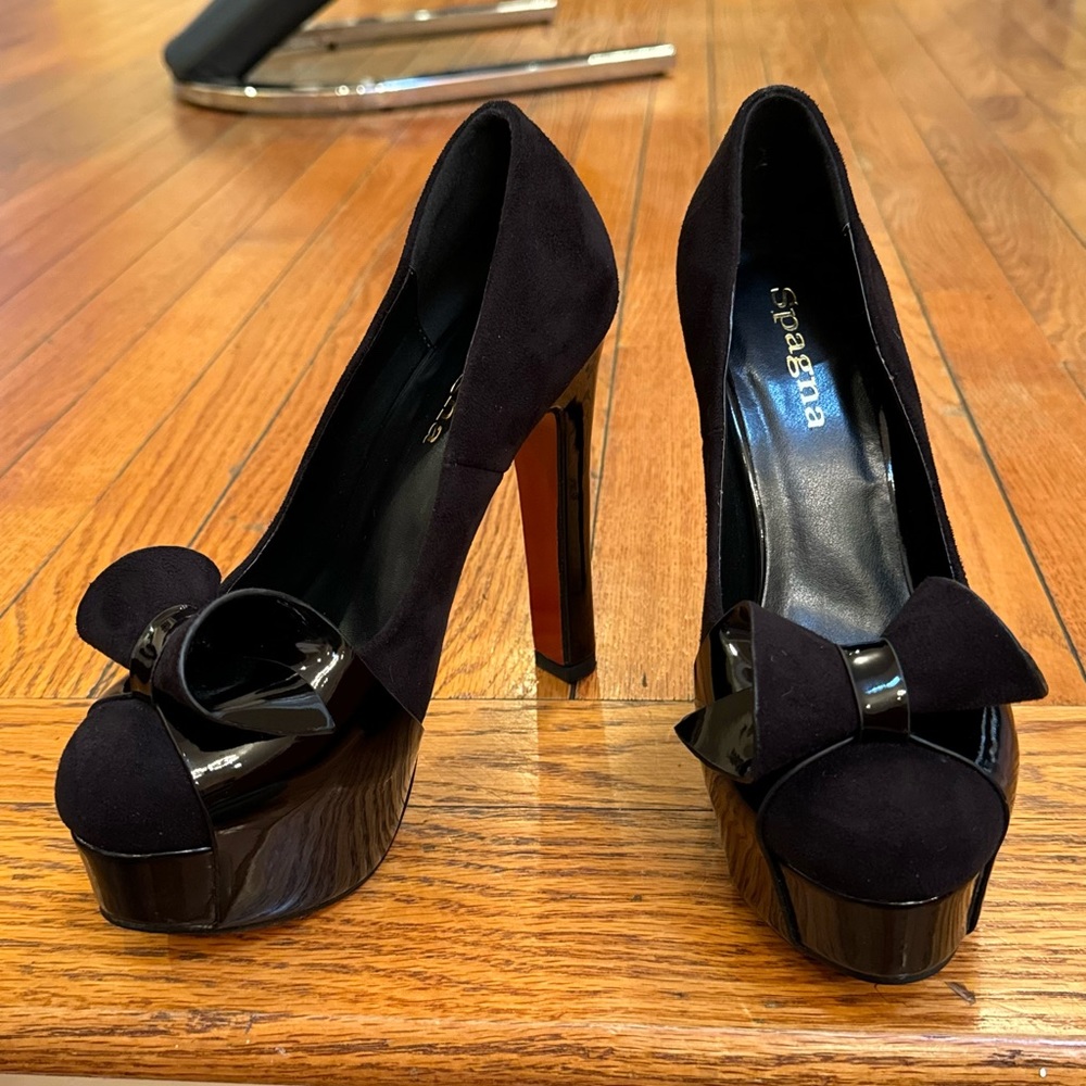 Sexy hot heels